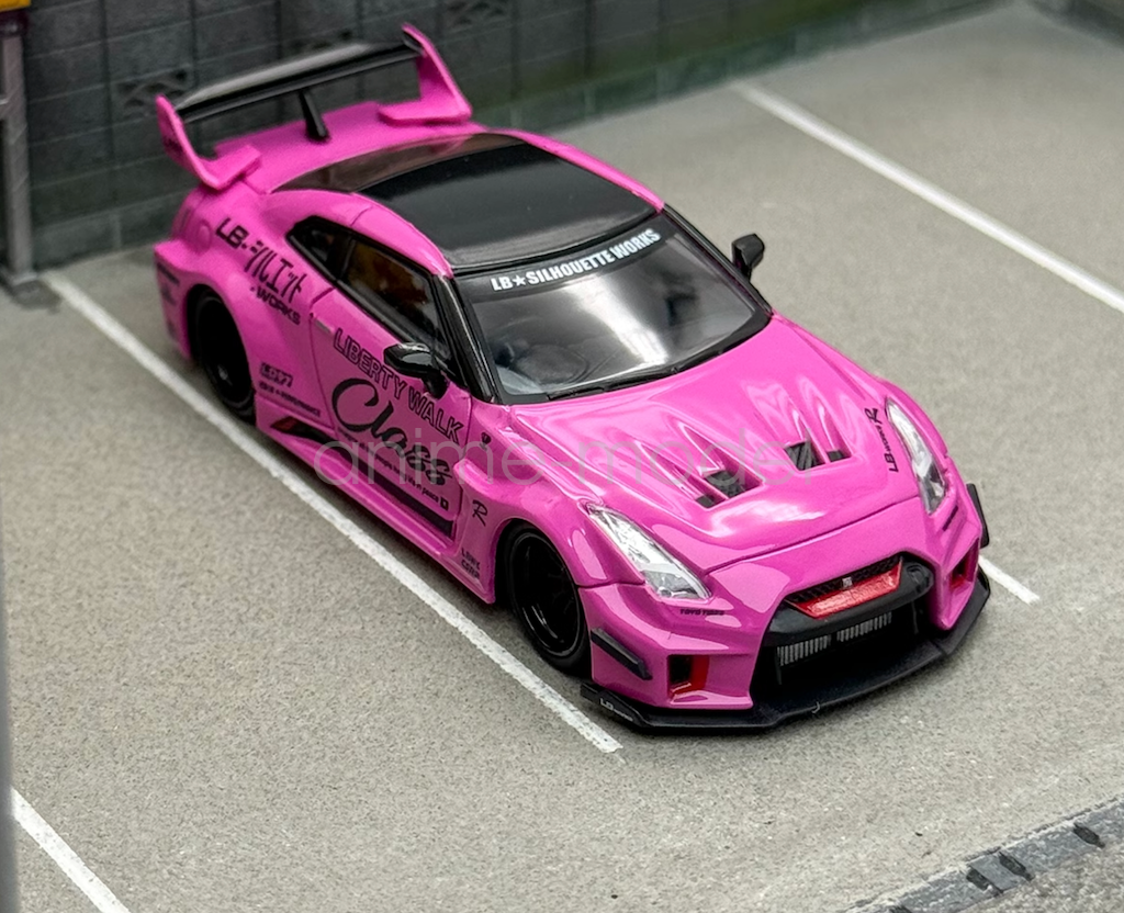 CM 1:64 Pink LBWK GTR R35 35GT-RR Sports Model Diecast Metal Car