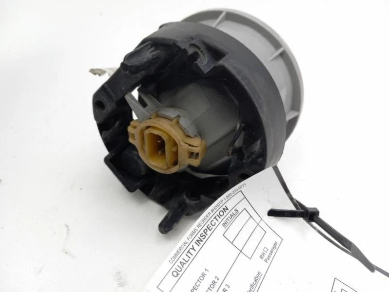 Jeep Patriot 2010 faro antiniebla delantero derecho Foto 3 de 4