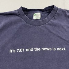 VTG MPR News 'It's 7:01 and the news is next." Navy T-Shirt Sz M USA Made