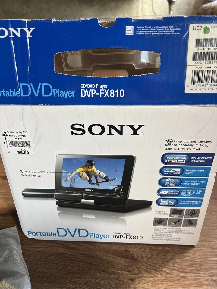 Sony Negro DVP-FX810 Portátil 8" PANTALLA ANCHA Reproductor de DVD Completo PROBADO Foto 2 de 4