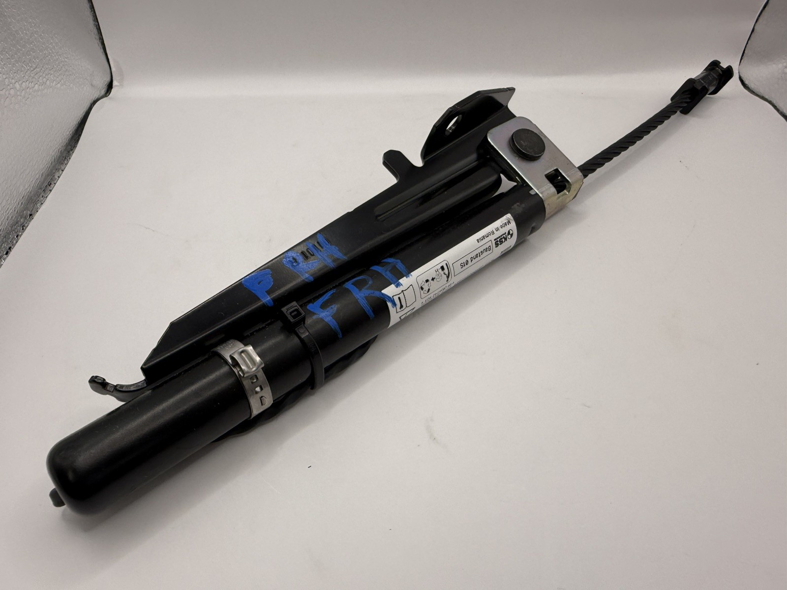 16-2020 Bentley Bentayga Right Passenger Front Seat Belt Pretensioner 4M0857620A