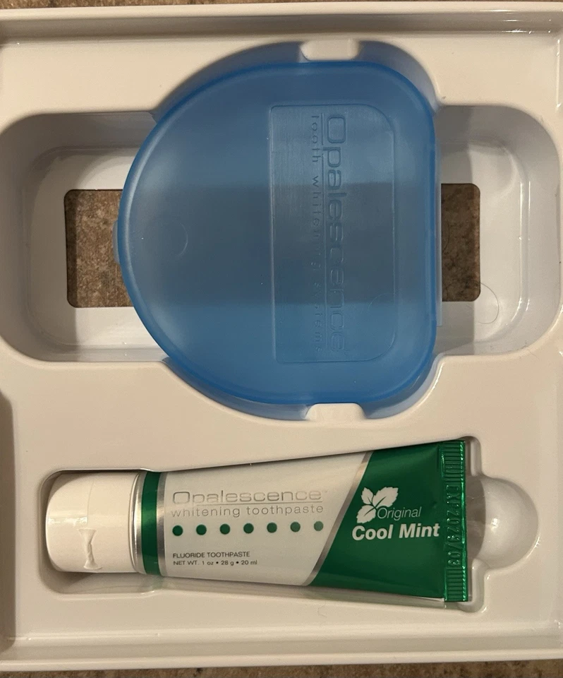 Kit de paciente sistema de ensanchamiento dental Opalescence 10 PF como nuevo Foto 4 de 4