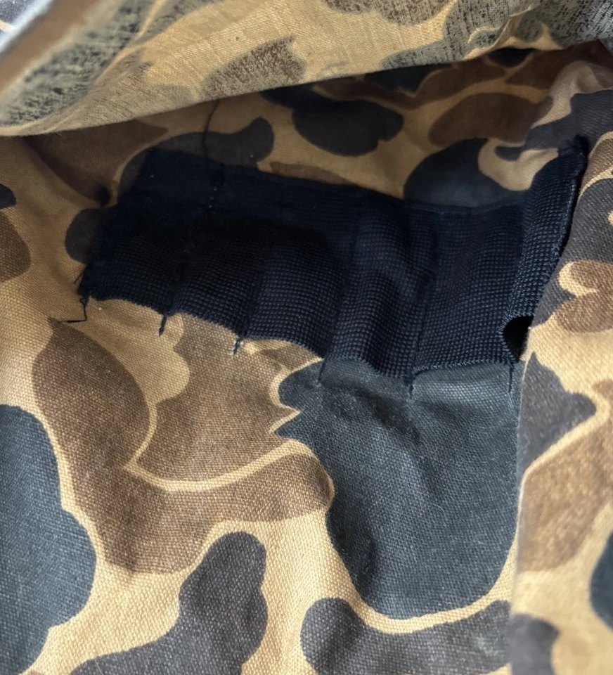 Vintage SaftBak Size Medium Camo Hunting Vest W/ Game Carry Pouch And Shotshell - Image 4 of 4