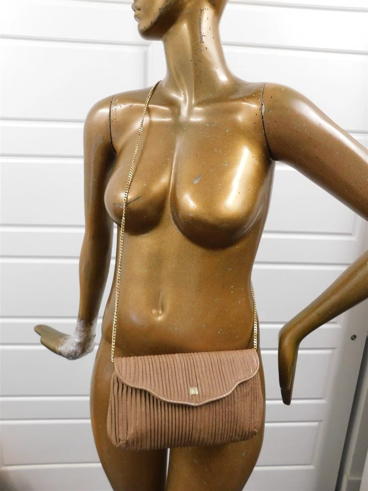 Pierre Balmain Vintage Tan Pleated Leather Gold Chain Crossbody Clutch Bag - Image 2 of 4