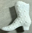 Vintage Fenton Daisy Button Milk Glass Boot Shoe Figurine #3 4 1/4"