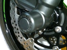 KAWASAKI ZX4RR 2023-2026 FRONT AXLE CRASH PROTECTION OGGYS SLIDERS BUNGS PADS