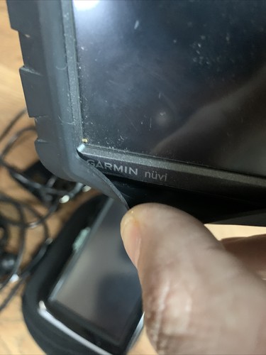 HUGE Lot Of 9 GPS Garmin & Magellan Untested AS-IS Some Cords And Accessories - Picture 4 of 10