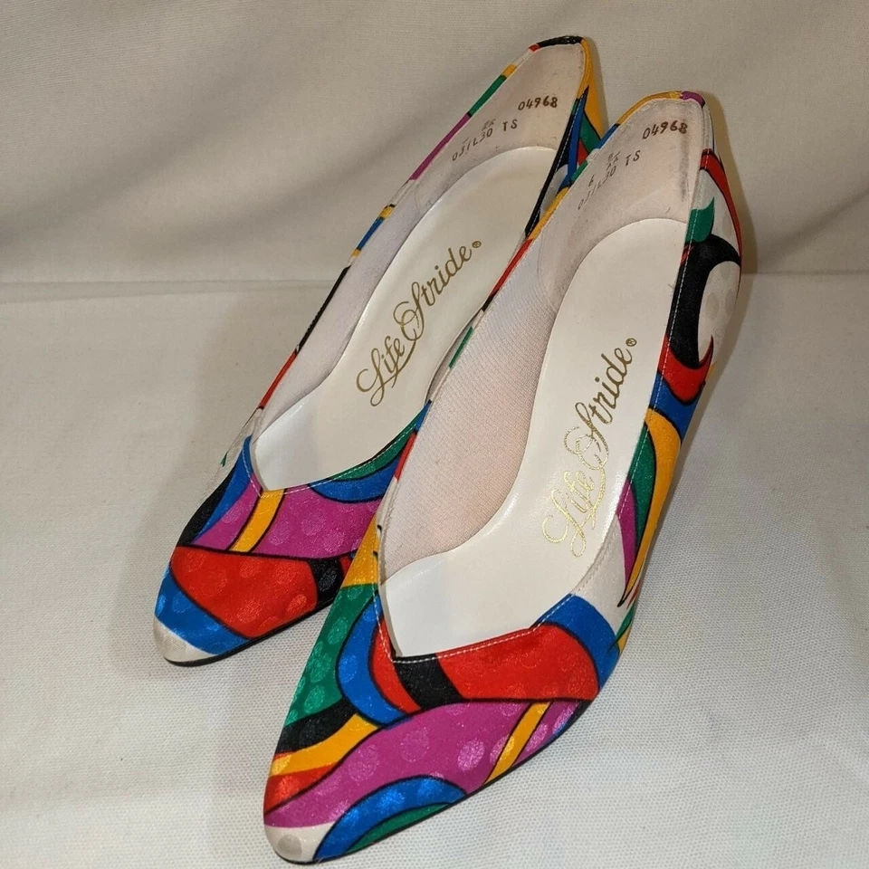 Nuevos zapatos de salón de tela elegantes de Life Stride. Talla 6m Foto 2 de 4