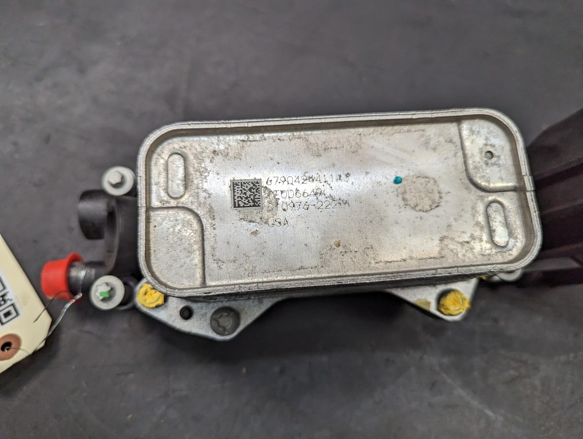 Engine Oil Cooler w/ Filter Housing 2019 Jeep Grand Cherokee