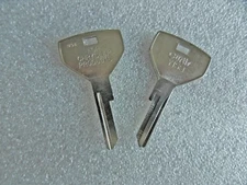 10 NEW for Chrysler Curtis  Y153 Key Blanks Large Head Free US Shipping
