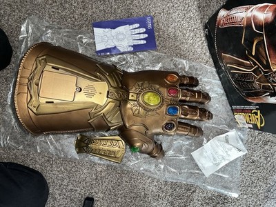 Marvel Legends Infinity Gauntlet Electronic Replica Thanos Fist IN