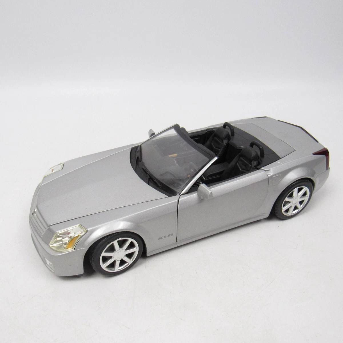 Hot Wheels Cadillac 1:18 Scale Diecast Cars, Trucks & Vans for