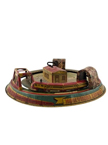 Vintage Marx Honeymoon Express Tin lithographed Wind Up Toy Works Not Complete