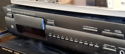Yamaha CDX-480 CD-Player    Compact Disc Player