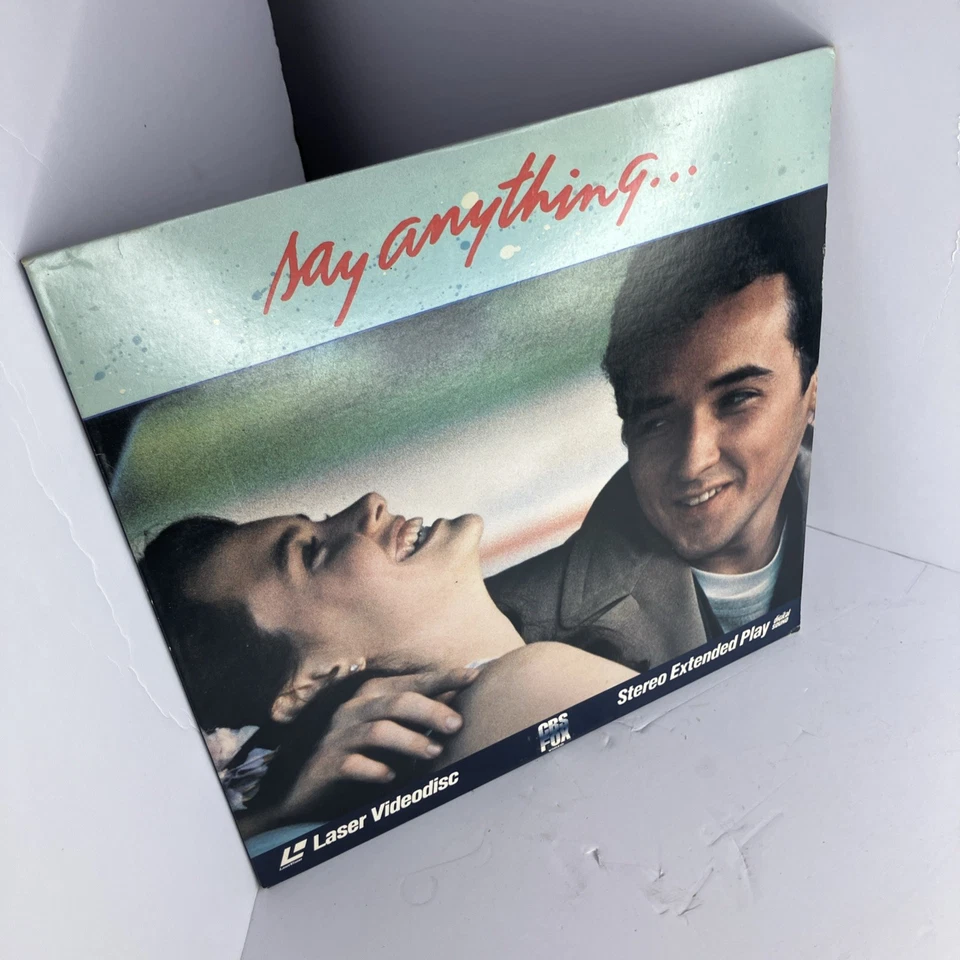 LASERDISC Say Anything starring John Cusack Ione Skye, Directed by Cameron Crowe - Imagem 2 de 4