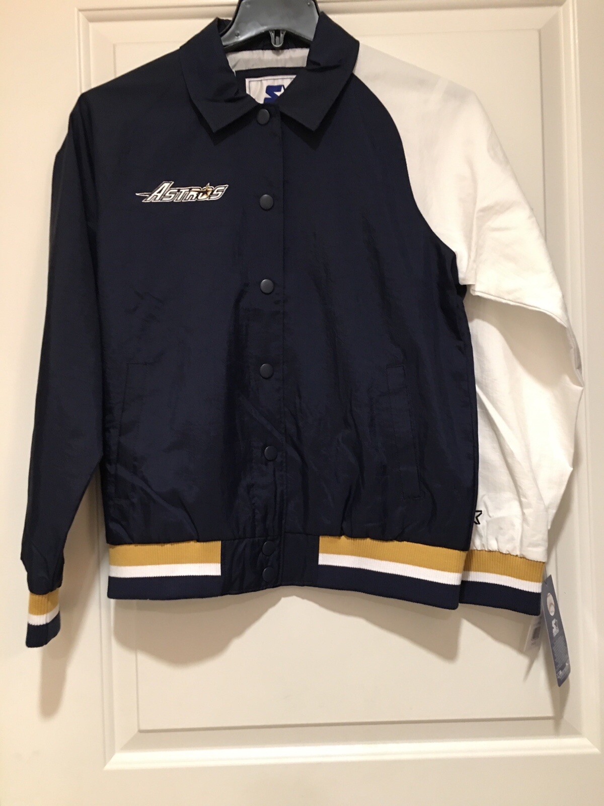 Picture 1 of 10