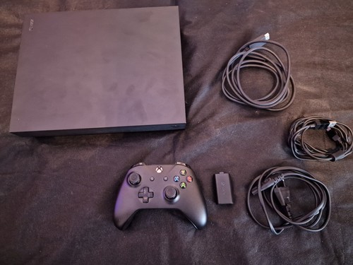 Microsoft Xbox One X 1TB (Schwarz) Spielkonsole ohne OVP