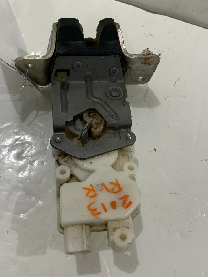 2013 三菱 RVR 后备箱释放锁执行器原始设备制造商 — 第 3/4 张图片