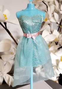 mint green dress shoes