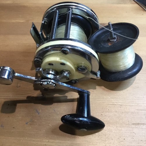 Multiplier Fishing Reel GARCIA MITCHELL 602 Vintage Light Boat Pier