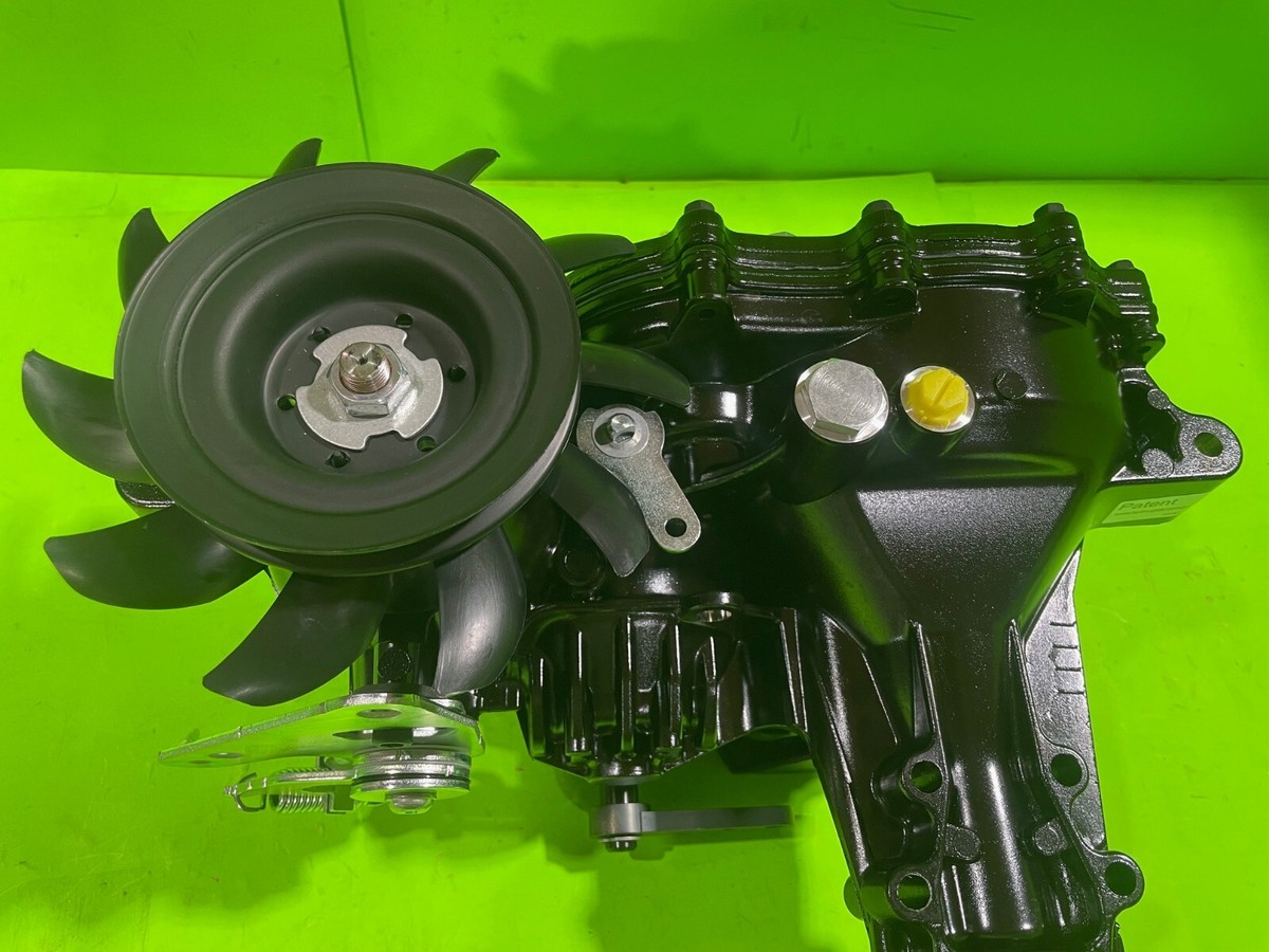 HYDRO GEAR ZU-KKEF-SL7C-1UXX | ZU-KKEF-3L7C-1UXX - TRANSAXLE