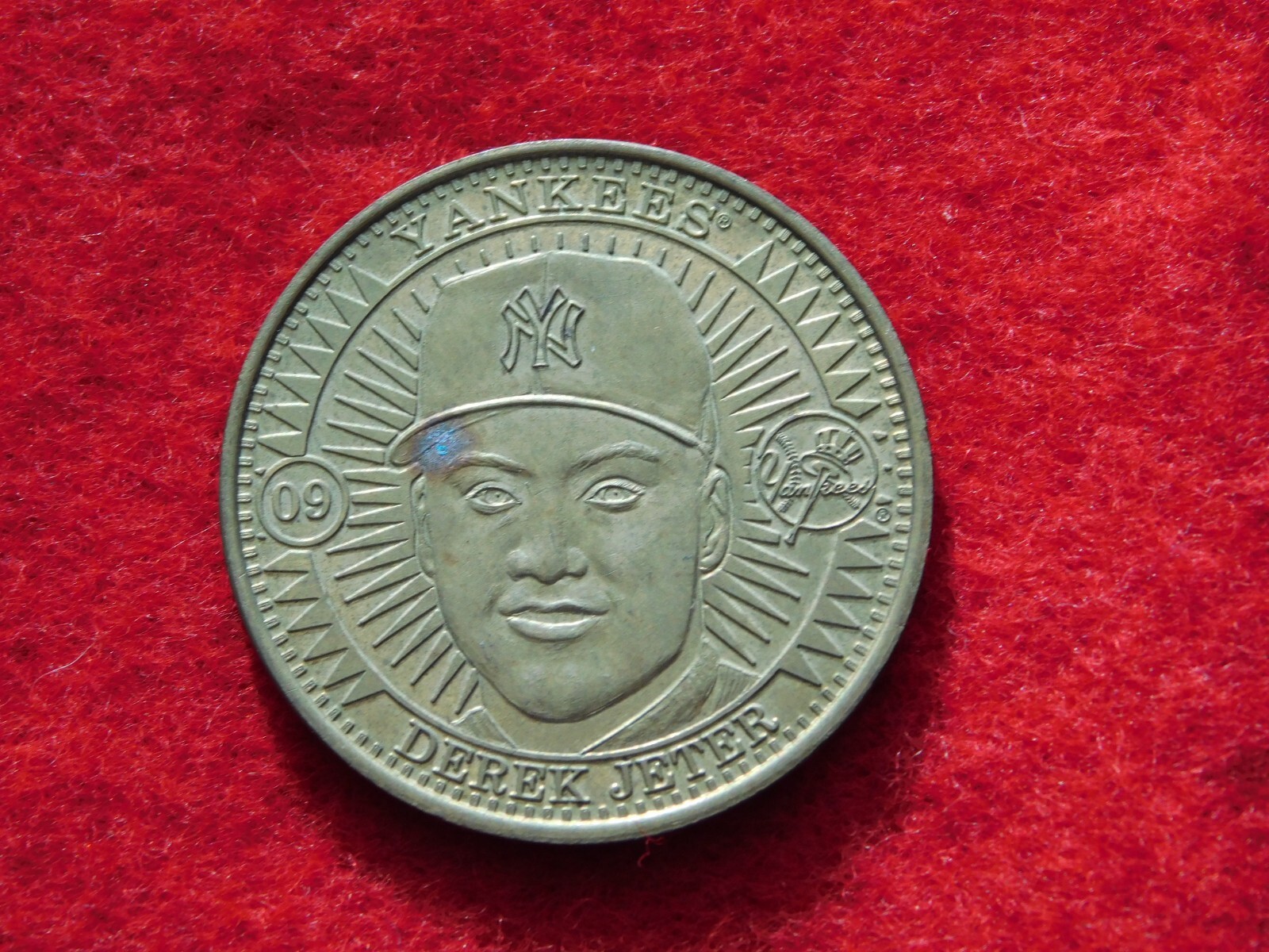 1998 Derek Jeter NY Yankees MLB Brass Coin Mint Vintage Collectible  