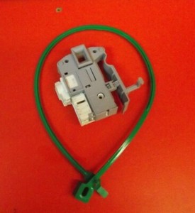 Washing Machine HOTPOINT WMUD9627P UK   Door Lock