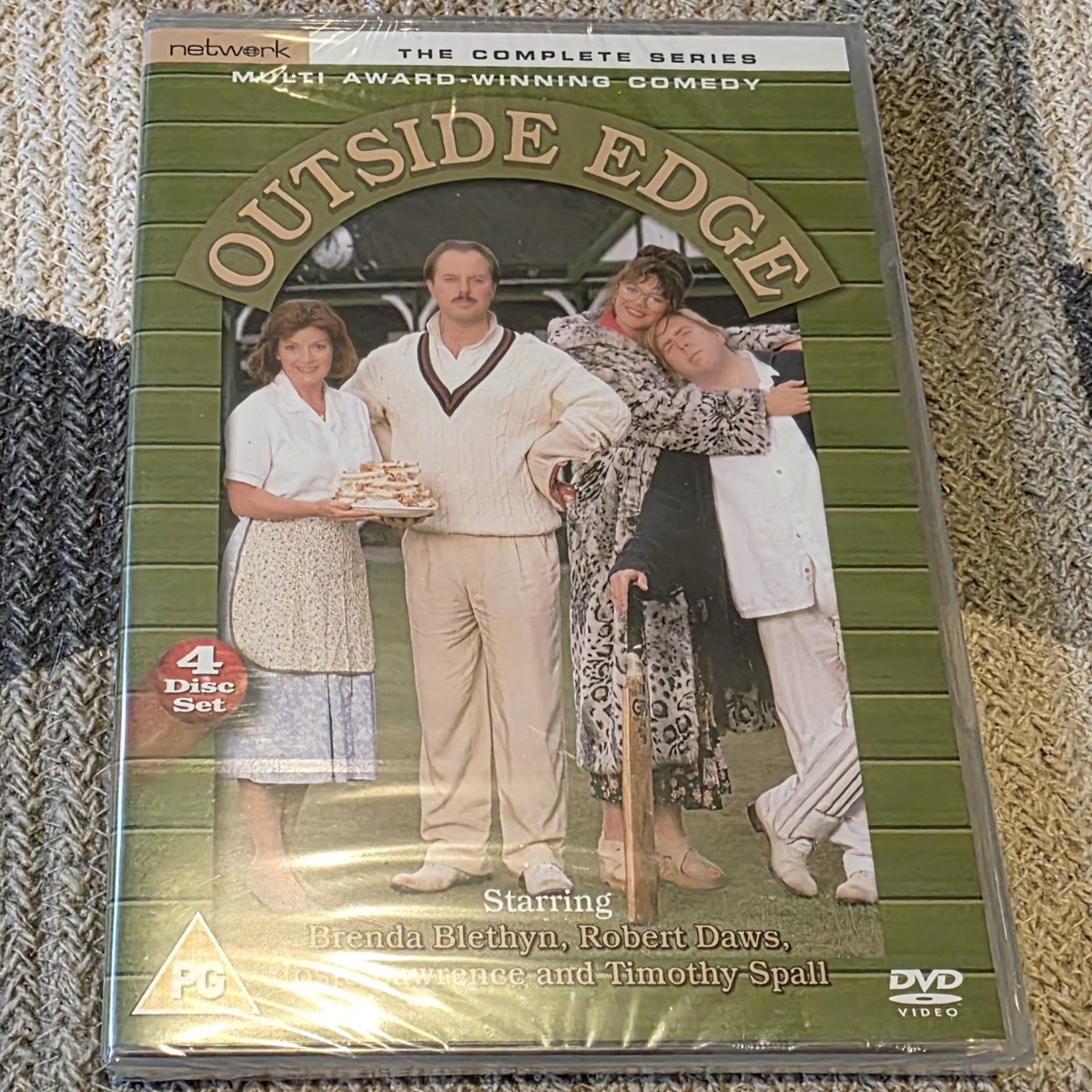 その他 Outside Edge - Complete Box Set [Repackaged] [Import anglais] 6g7v4d0 Outside Edge - Series 1-3 - Complete (Box Set) (DVD, 2008