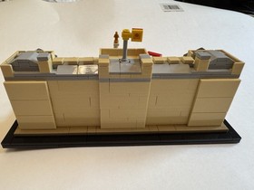 LEGO Architecture Buckingham Palace Set 21029 100% Complete (read Pls)