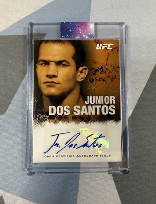 Topps 2010 UFC Series 4 Junior dos Santos FA-JDS Fighter Autographs Auto