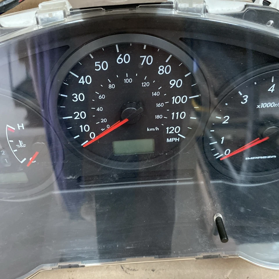 Cuadro de instrumentos velocímetro Subaru Impreza Wagon 2007 85002FE110 89 k OEM 0010 Foto 3 de 4