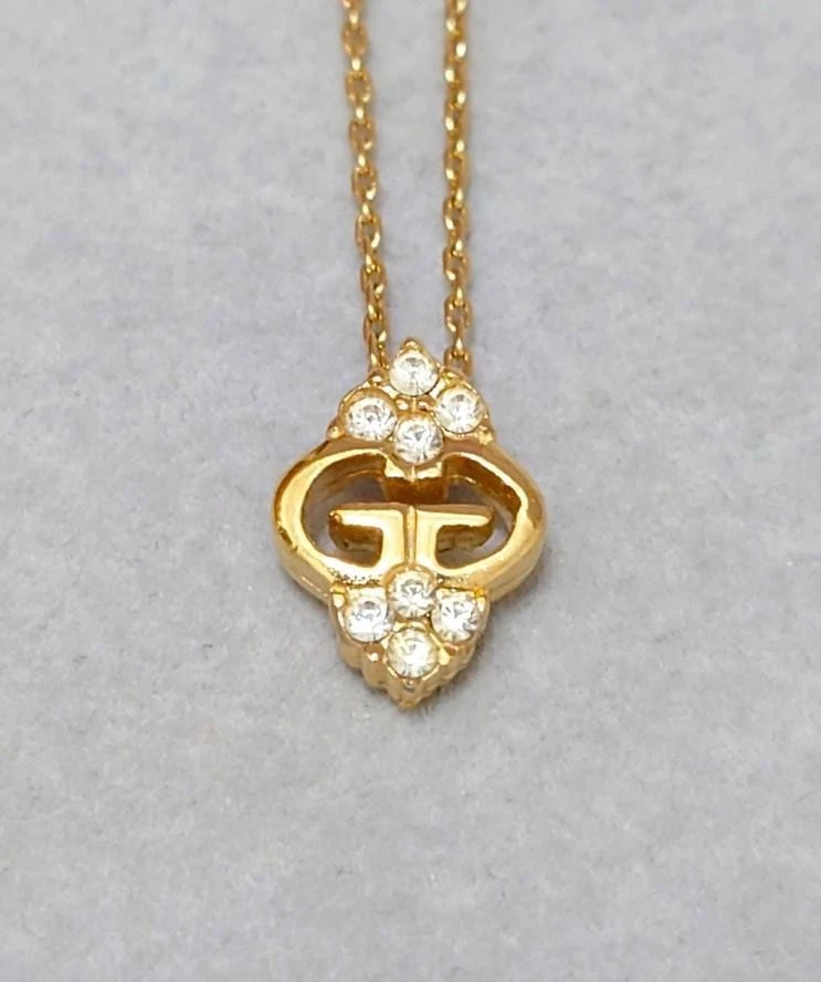 Collar Givenchy Doble G Logo Piedra Color Dorado Foto 3 de 4