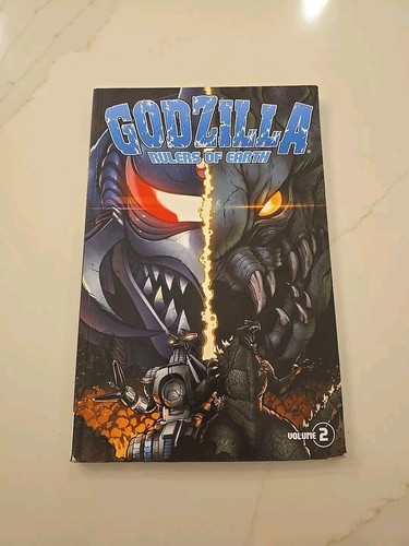 GODZILLA RULERS OF THE EARTH  idw comic  magazine book vol 2 volume RARE - Bild 1 von 10