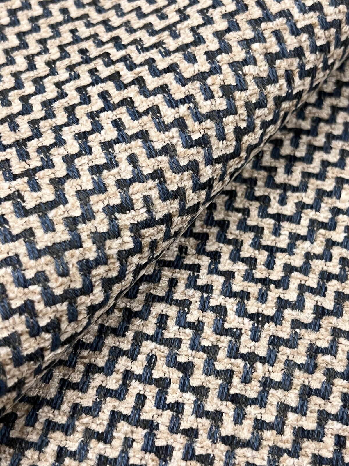 Picture 1 of 4