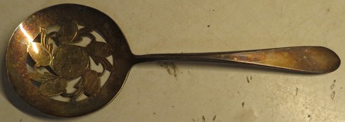 International Silver Original Rogers Silverplate KIMBERLY ? 7.5" Tomato Server - Picture 2 of 11