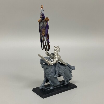 1 BRETONNIAN GRAIL KNIGHT STANDARD BEARER WARHAMMER OLD WORLD BRETONNIA COMMAND