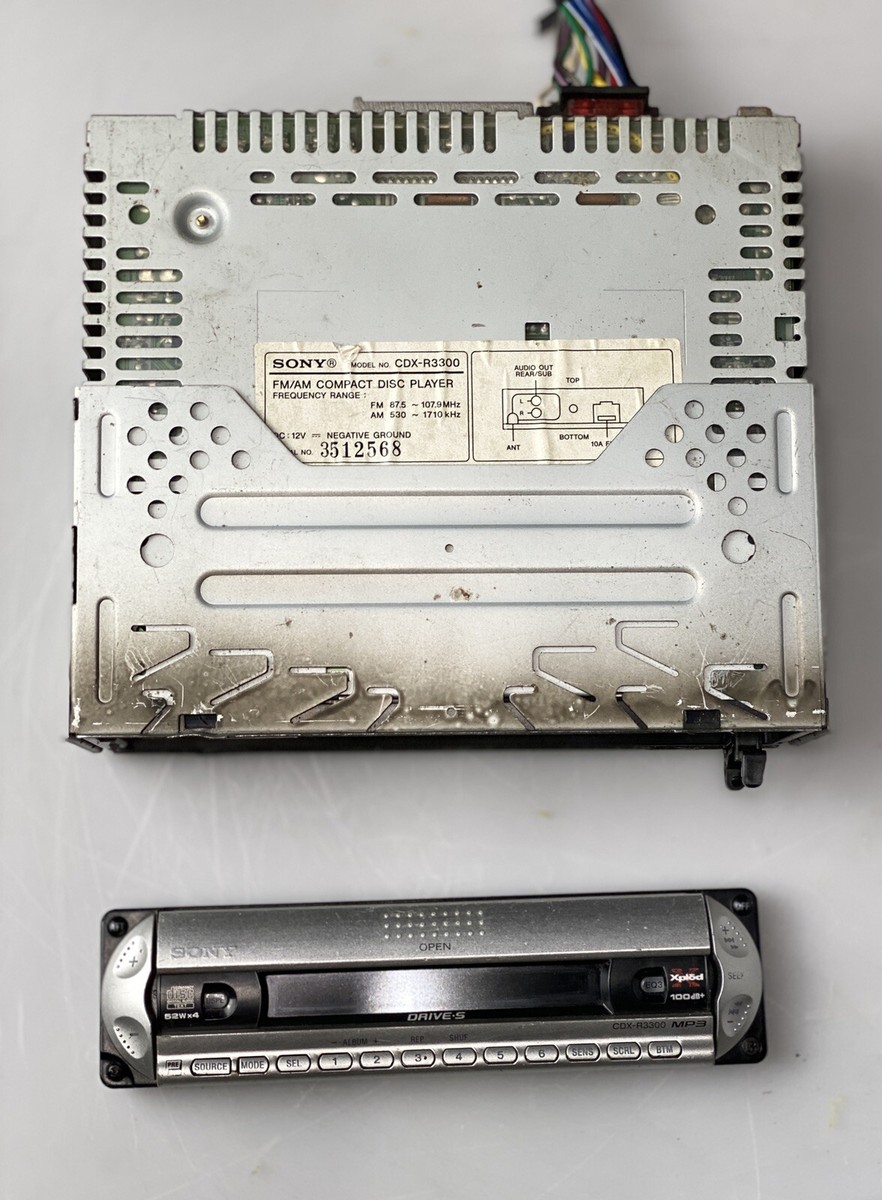 sonyα33 SONY CDX-R3300 AM/FM/CR Player Car Stereo Tested & Working | Made
