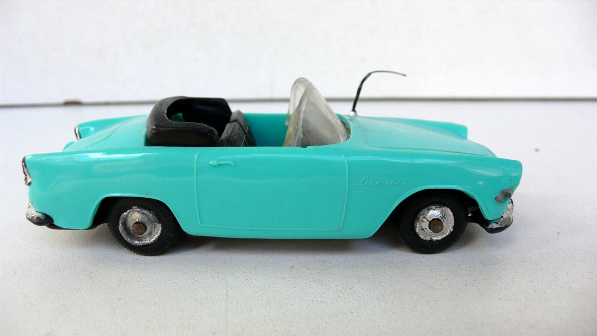 Miniature Simca Océane Norev N°10 - Modèle Réduit Collection - État Occasion