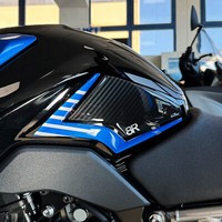 3D Gel Aufkleber Motorrad Seiten Tank Shutz Kompatibel Suzuki GSX 8R 2024 Blau