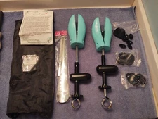 NEW Shoe Stretcher Susania with Instructions