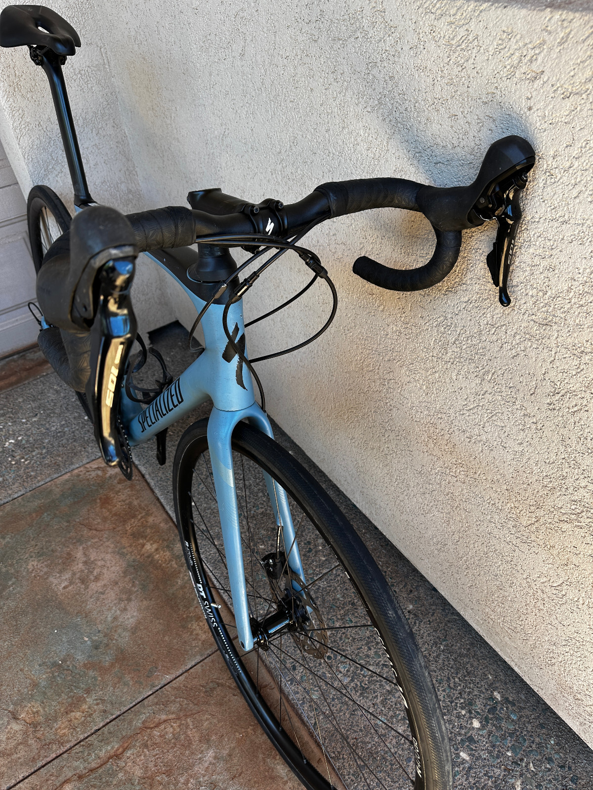 2020 Specialized Roubaix Sport 58cm