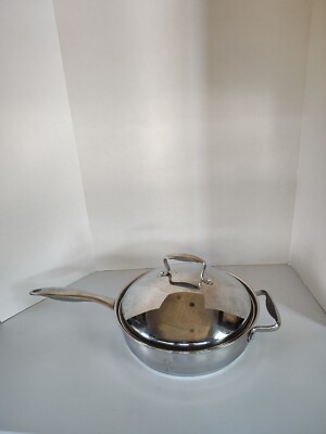 Belgique  Fry Pan With Lid  9.5 Inch 3 Quart Capacity Minor Staining To Exterior