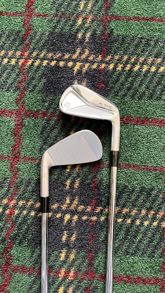 2023 TaylorMade P7MC Irons 4-PW .5" Long  2° Upright DG S300 Stiff Steel MINT! - Image 3 of 4