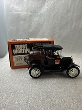 1918 FORD Barrel Bank TRUSTWORTHY HARDWARE ERTL 1/25 Limited Edition