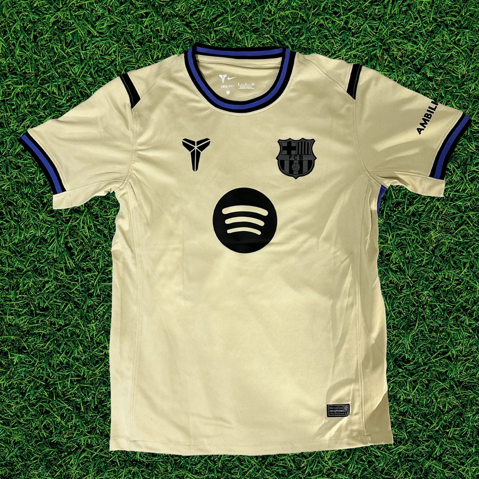 Camiseta deportiva 2025-2026 Barcelona Aitana Bonmati #14 versión visitante - para mujer pequeña/S Foto 3 de 4