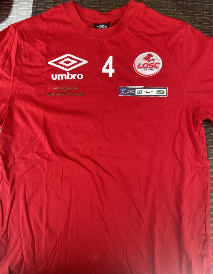 Rare Maillot d’entraînement LOSC Finale CDF 2011 - Photo 1/2