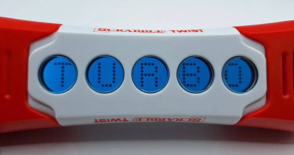 Hasbro Electronic Scrabble Twist Pass & Play Crossword Game 2014 Works Great - Image 4 of 4