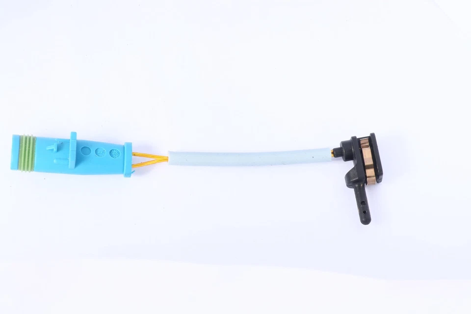 Rear Ceramic Brake Pads For 2015 2016 2017 - 2021 Mercedes-Benz C350e C400 C300 - Image 2 of 3