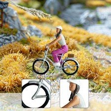 1:64 Mädchen auf einem Fahrrad, Modellfigur aus Kunstharz, Rollenspielfigur,