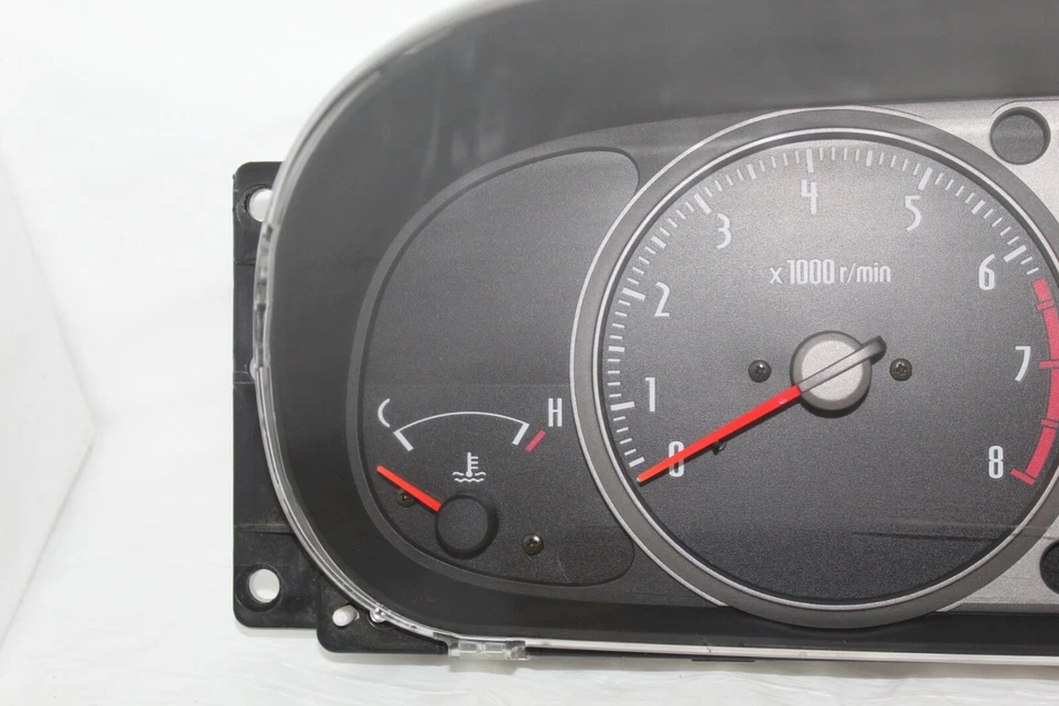 Cuadro de instrumentos velocímetro 02 Isuzu Axiom panel de instrumentos medidores 117.458 millas Foto 3 de 4